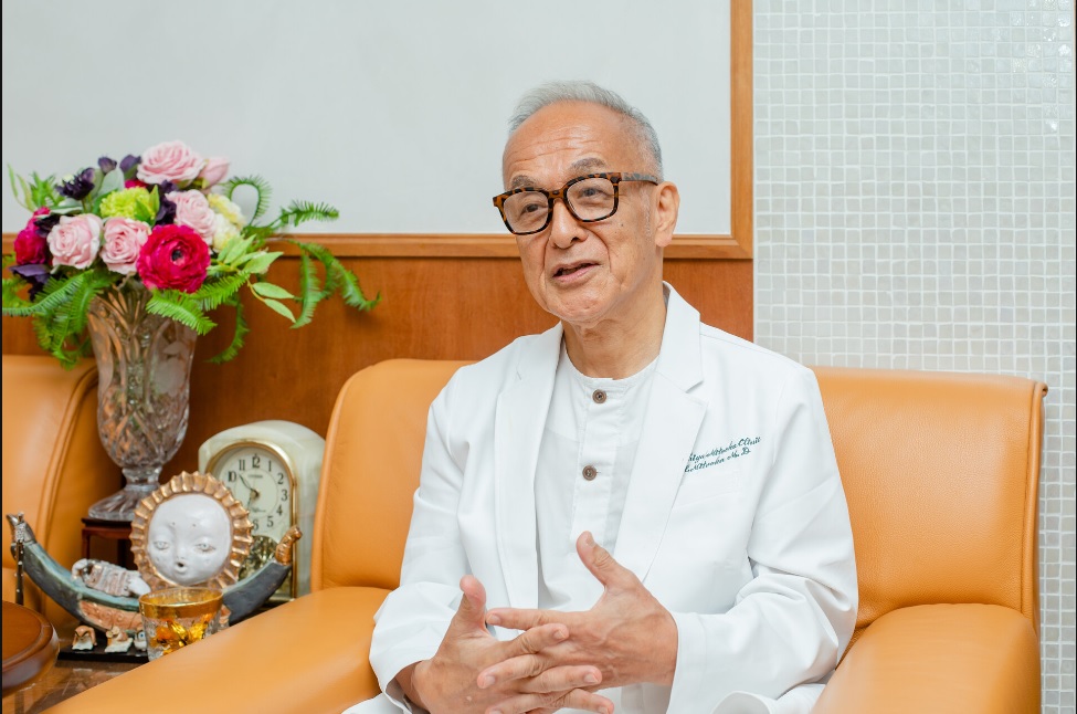 三戸岡先生