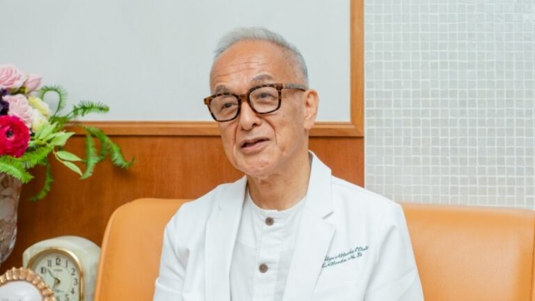 三戸岡英樹先生